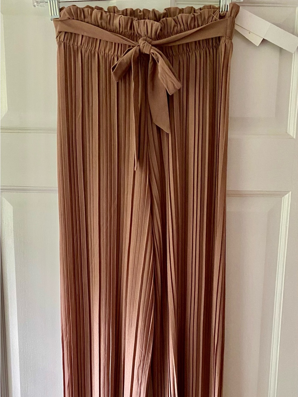 NWT Mocha Brown Mini Pleated Palazzo Pants w Front Tie Belt - GLAMMY SWINGY.